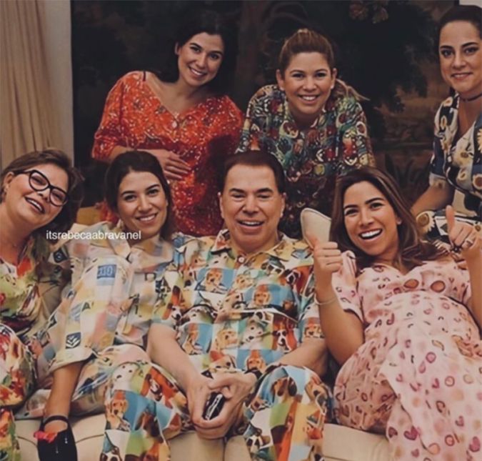 O apresentador é pai de seis mulheres e está sempre posando com as filhas e os netos