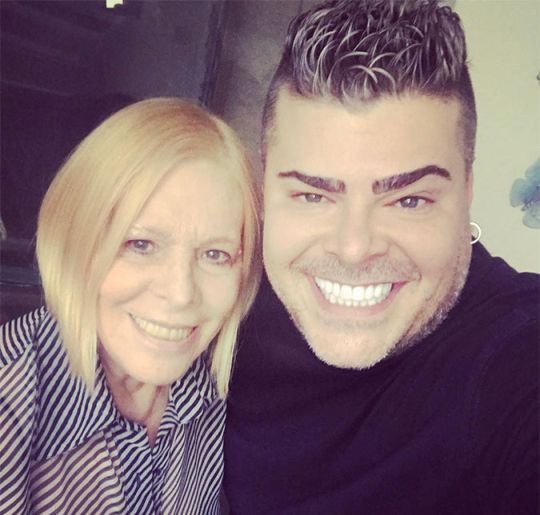Fontes Apontam Descaso Dos Filhos De Vanusa Com A Mae Mulher Cheia De Escaras Sem Dentes Magra Estrelando
