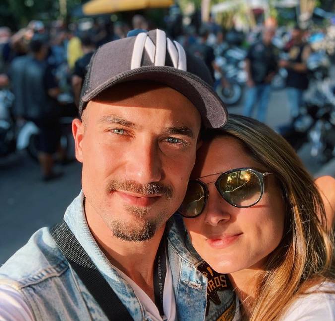 Ator da <i>Globo</i> Ricardo Vianna assume ter agredido a esposa, mas alega que agressão foi mútua, diz jornal