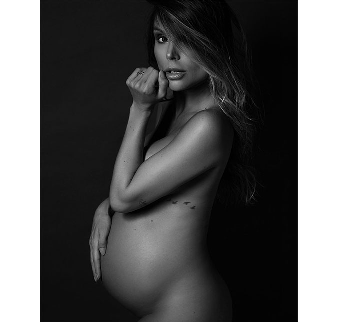 Flávia Viana aparece nas redes sociais após o nascimento do filho, Gabriel: <I>Gratidão</I>