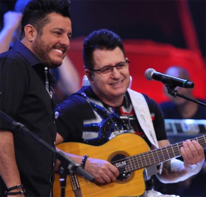 Marrone, da dupla com Bruno, é acusado de não pagar dívida de 1,5 milhão de reais e futuro deles é incerto após polêmica em <i>live</i>: <i>Só se encontram no palco</i>