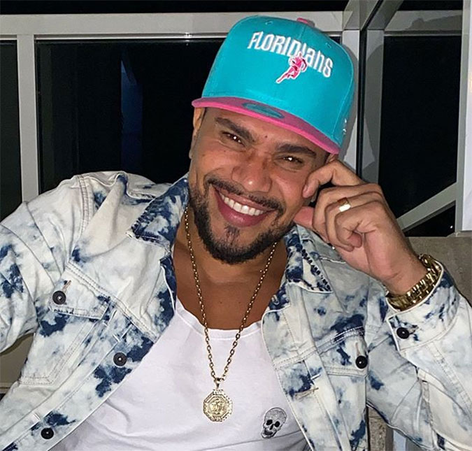 Após teste positivo, Naldo Benny faz contraprova e diz que não está com coronavírus