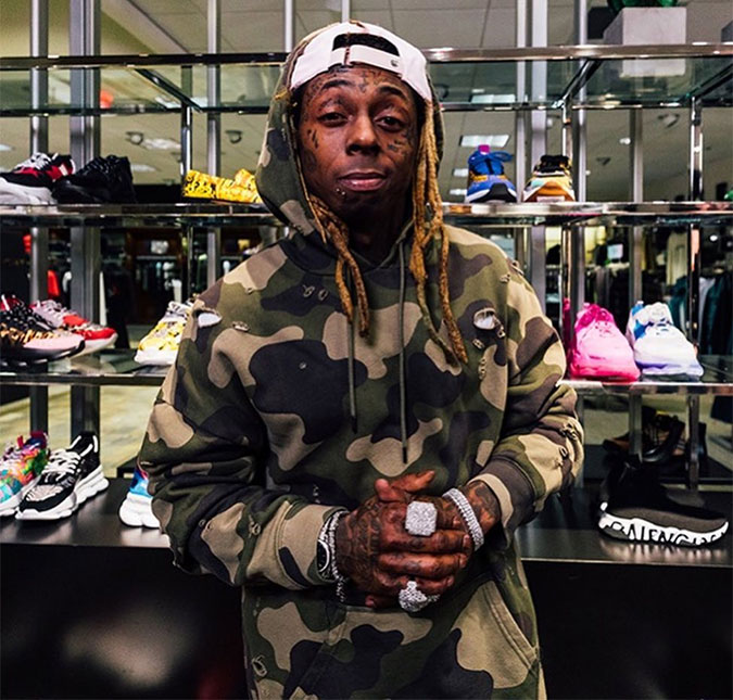 A gente já quer um amigo assim: Lil Wayne ganha carro de 2 milhões de reais de presente de <I>rapper</I>; saiba mais!