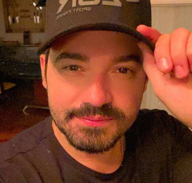 Sertanejo Fernando Zor, da dupla com Sorocaba, sofre acidente de carro na Rodovia dos Bandeirantes
