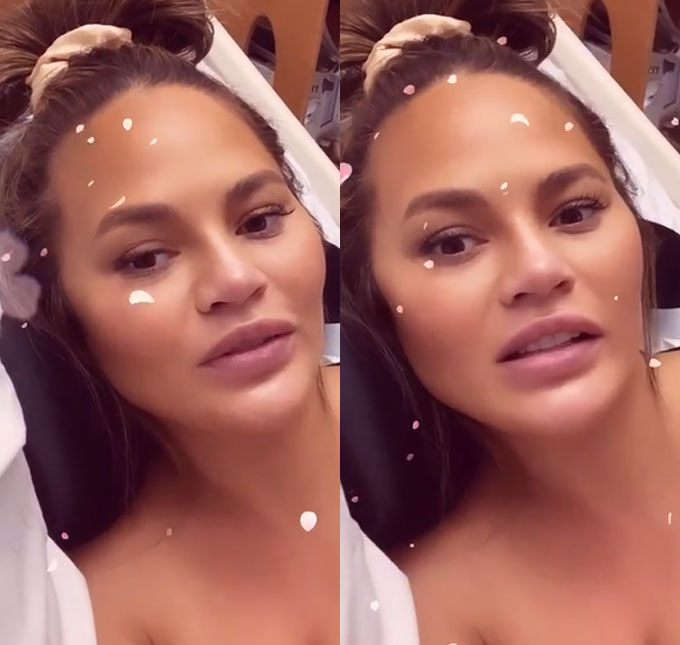 Grávida, Chrissy Teigen é hospitalizada após sofrer sangramento: <i>- É assustador</i>