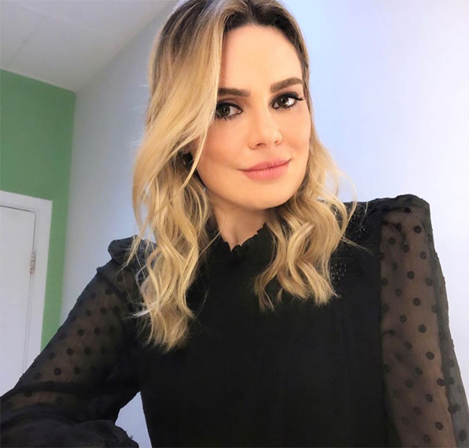 Após ter ficado <I>surpresa</I> com <I>e-mail</I> que anunciava o fim de seu contrato, Rachel Sheherazade é contratada menos de 24 horas depois de deixar o <I>SBT</I>