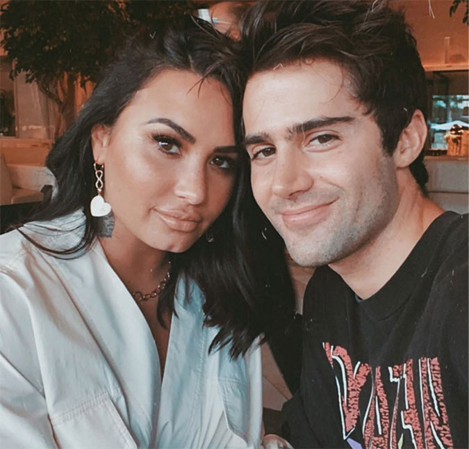Demi Lovato ficou chocada ao descobrir que as intenções de Max Ehrich <I>não eram genuínas</I>, diz revista