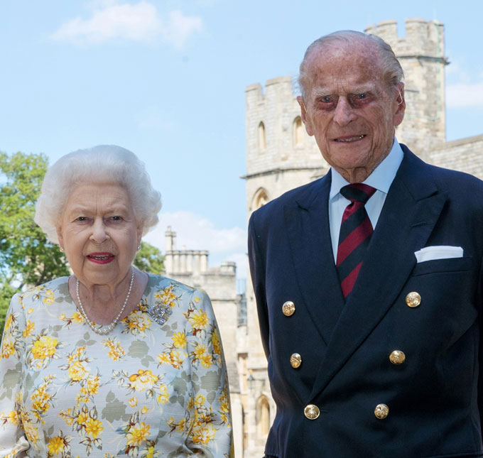 Aliança de Rainha Elizabeth II tem frase secreta - e apenas três pessoas sabem o que está gravado!