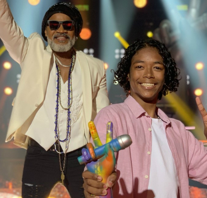 Kauê Penna é o grande vencedor do <I>The Voice Brasil Kids 2020</i>