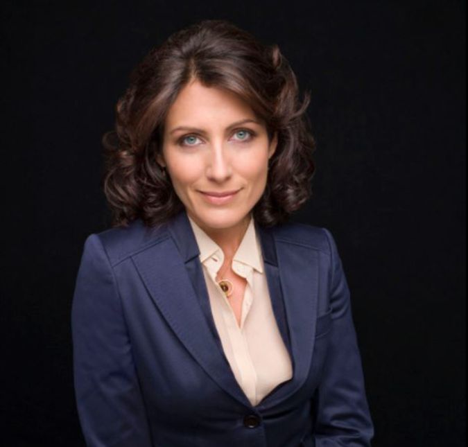 Lisa Cuddy, a responsável pela administração do hospital, ensinou diversas lições ao longo da série. De início, a personagem de Lisa Edelstein serve como grande inspiração por ser a primeira mulher e segunda mais jovem Decana de Medicina, além de mostrar muita garra no comando do hospital. Ela também mostra que a confiança é algo muito importante ao encobrir algumas atitudes questionáveis de House por acreditar no médico, mesmo pegando muito no pé dele para que ele tome jeito. Depois, Cuddy ainda consegue adotar uma criança, mostrando os desafios de ser mãe ao mesmo tempo que está a frente de uma grande instituição como o Hospital Princeton-Plainsboro.