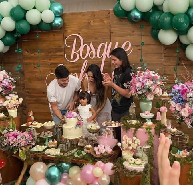 Filha de Mayra Cardi ganha minicidade de 300 mil reais - mas só quer saber da caixa de areia! Entenda e saiba como foi a festa de aniversário da pequena!