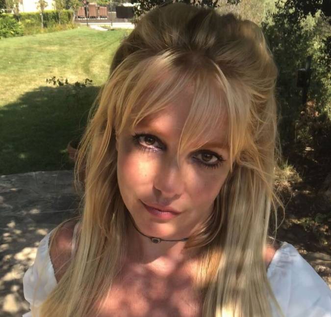 Mãe de Britney Spears rebate acusação feita pela cantora em autobiografia