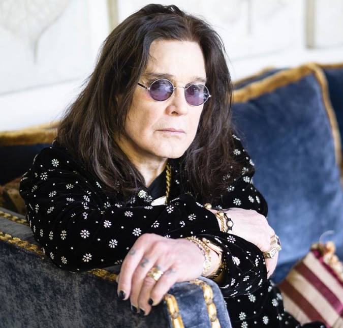 Ozzy Osbourne acredita que boneco amaldiçoado é a causa de seus problemas de saúde; entenda!