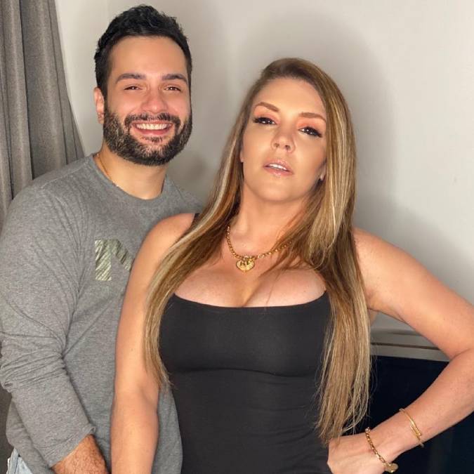 Simony anuncia noivado com sertanejo Felipe Rodriguez