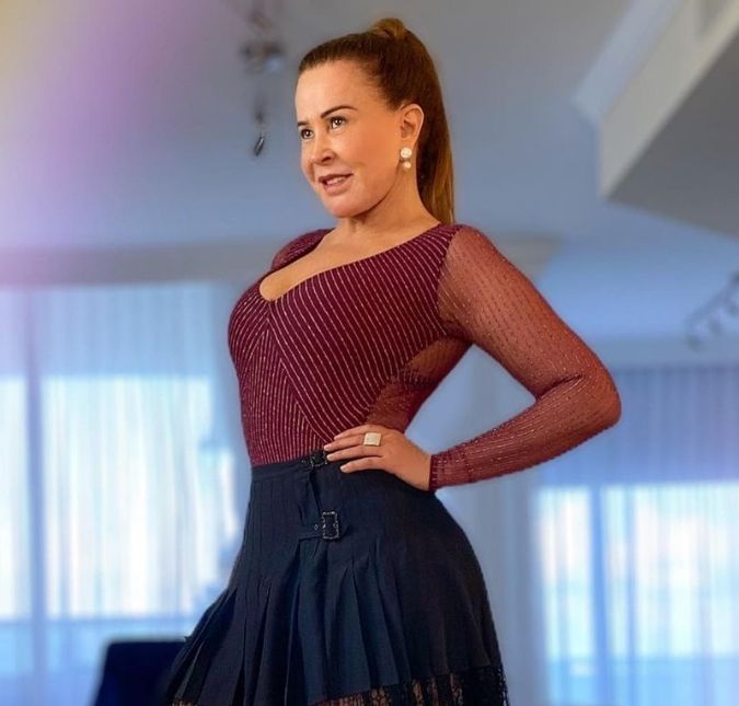 Zilu Camargo esbanja boa forma aos 62 anos de idade e recebe elogios de fãs: <i>Me dê a receita desse corpão!</i>