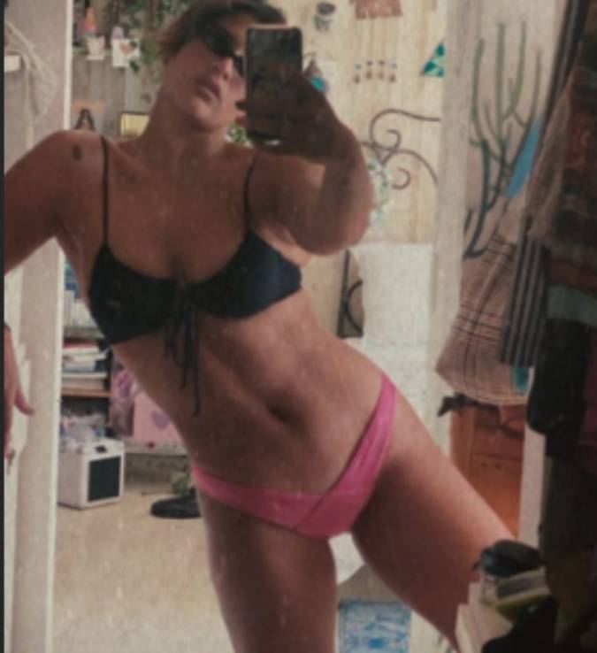 Giulia Costa faz alerta sobre redes sociais: <I>Temos que ver sabendo que é a melhor foto, o melhor ângulo</i>