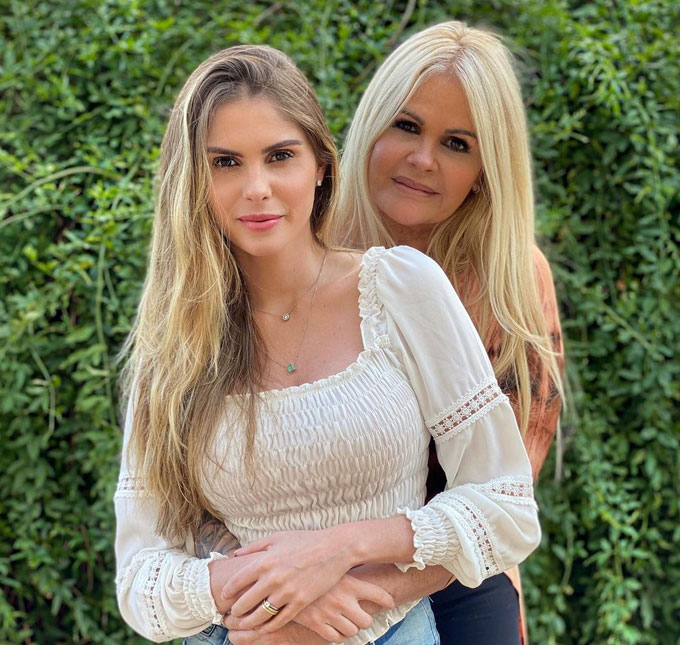 Bárbara Evans desabafa sobre a mãe, Monique Evans, ir morar com ela: <i>Fico feliz dela querer estar perto da gente</i>