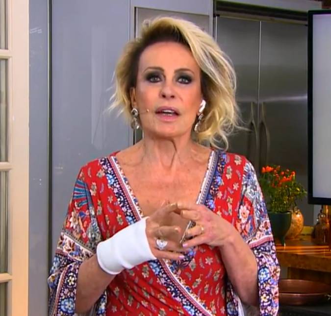 Ana Maria Braga aparece com curativo na mão e dá detalhes de cirurgia que fez após descobrir doença