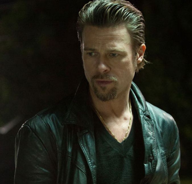 Em Homem da Máfia, o ator abusou do gel no cabelo e ostentou correntes de ouro e um cavanhaque, digamos, bastante cafona. Em Homem da Máfia, o ator abusou do gel no cabelo e ostentou correntes de ouro e um cavanhaque, digamos, bastante cafona.