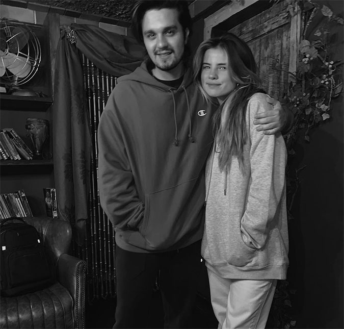 Luan Santana e Giulia Be aparecem juntinhos para comemorar sucesso da música <I>Inesquecível</I>; veja!