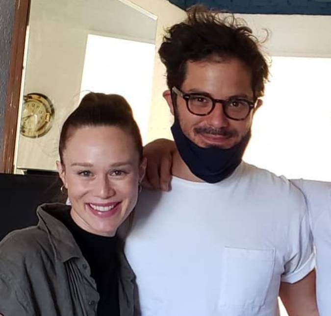 Após flertes virtuais darem certo, Mariana Ximenes aparece pela primeira vez ao lado de novo namorado; saiba detalhes!
