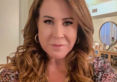 Zilu Camargo diz que está <I>em sua melhor fase</I>, afirma que superou traição de Zezé Di Camargo e dispara: <I>Quem pediu o divórcio FUI EU!</I>
