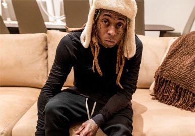 Eita! <I>Rapper</I> Lil Wayne pode pegar dez anos de prisão após ser acusado por posse de arma de fogo e munições; saiba mais
