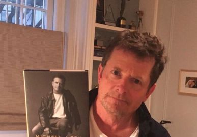 Michael J. Fox revela ter escondido que sofre de Parkinson dos fãs e familiares
