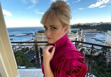 Rebel Wilson costumava comer três mil calorias por dia antes de começar dieta