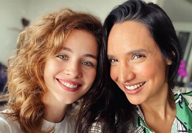 Apesar de rumores, assessoria de imprensa confirma que Maria Maya e Laryssa Ayres permanecem juntas