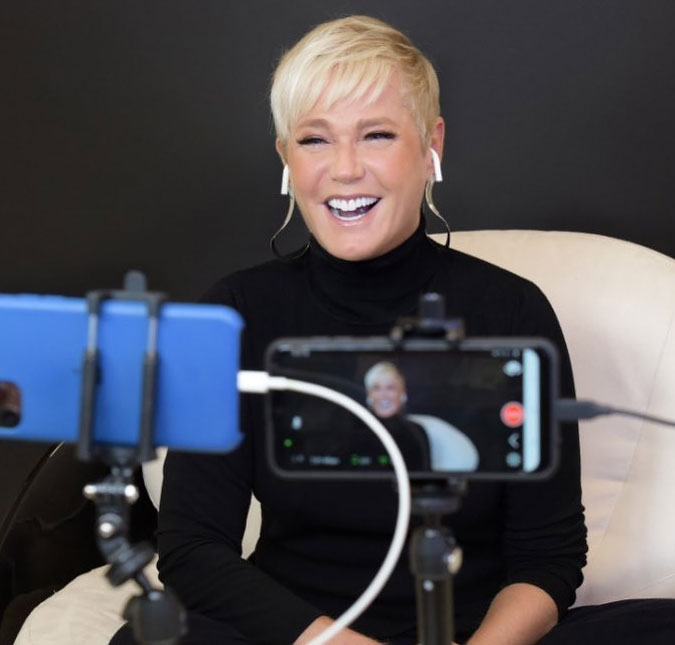 Xuxa Meneghel fala sobre a carreira e assume que já pensou em desistir: <I>Adoeci de tanto trabalhar!</i>