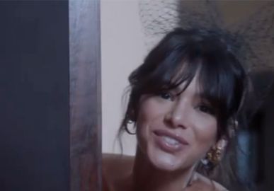 Bruna Marquezine anuncia contrato com a <i>Netflix</i>, relembra bordão de Noronha e recebe elogio de Enzo Celulari
