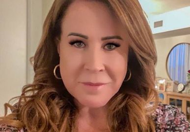 Zilu Camargo dá conselho sobre casamento <i>desgastado</i>, diz que traição não tem solução e fala sobre atual namorado: <i>- Ainda não é marido</i>
