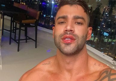 Foto sem camisa de Gusttavo Lima deixa à mostra tatuagem que o cantor fez para Andressa Suita; veja!