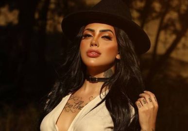 Mc Mirella diz que participantes de <i>A Fazenda 12</i> têm medo de se indispor com Jojo Todynho