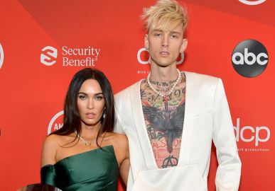 Megan Fox pode ter feito tatuagem em homenagem ao namorado Machine Gun Kelly, entenda!
