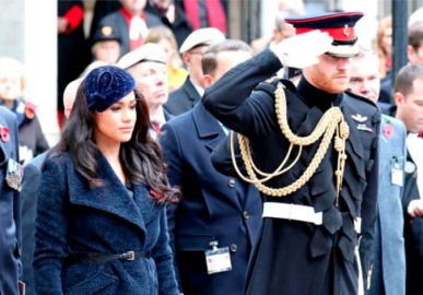 Meghan Markle e príncipe Harry informaram membros da família real sobre a perda de segundo bebê, diz revista