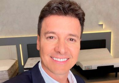 Rodrigo Faro nega vida ostentação após foto na piscina: <i>Teve muita ralação</i>