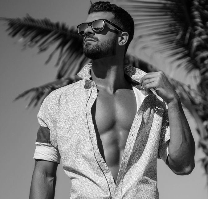 Bruno Miranda, o Borat de <i>Amor & Sexo</i>, passa por cirurgia após levar tiro: <i>Está com uma bolsa de colostomia</i>