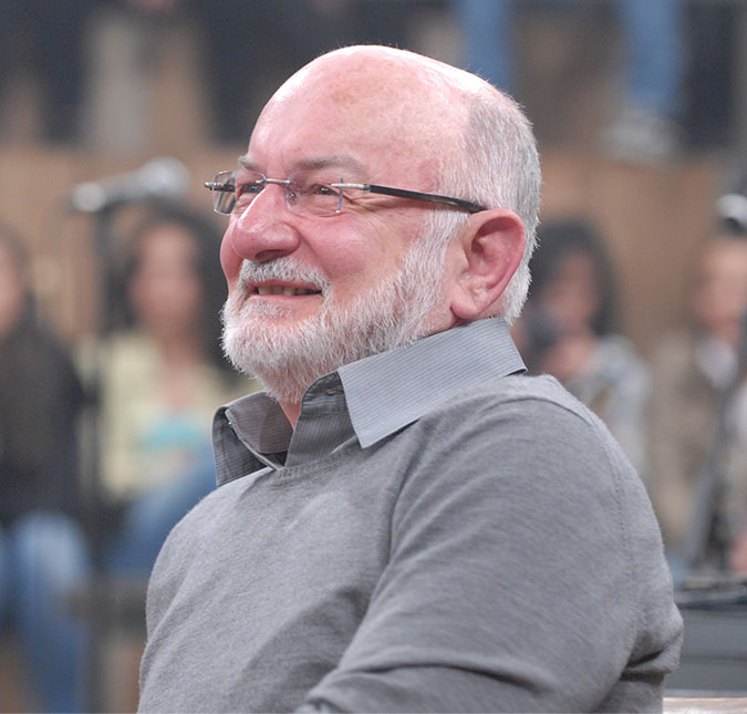 Silvio de Abreu deixa cargo de diretor de teledramaturgia da <I>Globo</i>, diz colunista