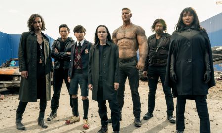 Atores de <I>The Umbrella Academy</I> apoiam Elliot Page após declaração em que ator afirma ser um homem transgênero; confira