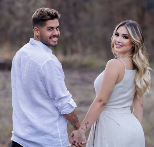 Virginia Fonseca anuncia que ela e Zé Felipe se casaram - mas há uma  pegadinha! - Estrelando