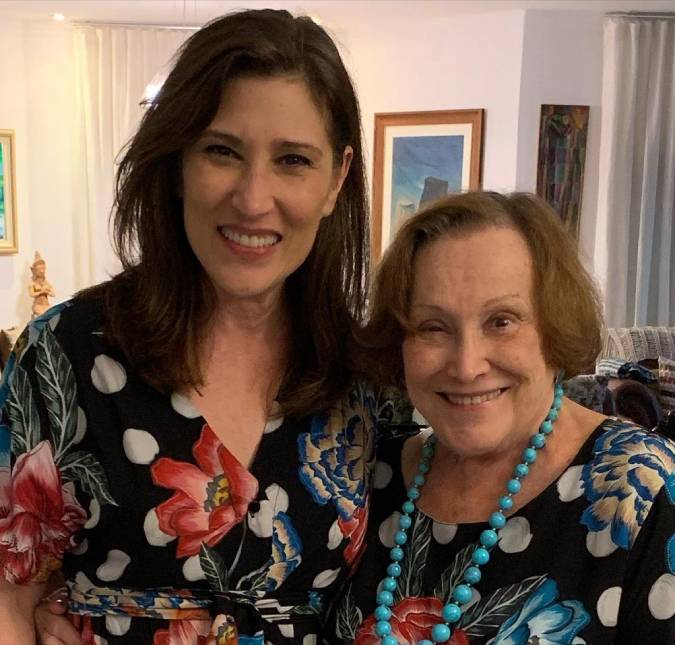 Beth Goulart, filha de Nicette Bruno, fala sobre estado de saúde da mãe: <i>- Continua firme e forte, seguindo o tratamento, resistindo</i>