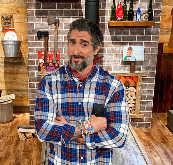 <i>Record TV</i> rescinde contrato com Marcos Mion e <i>A Fazenda</i> terá novo apresentador, diz colunista