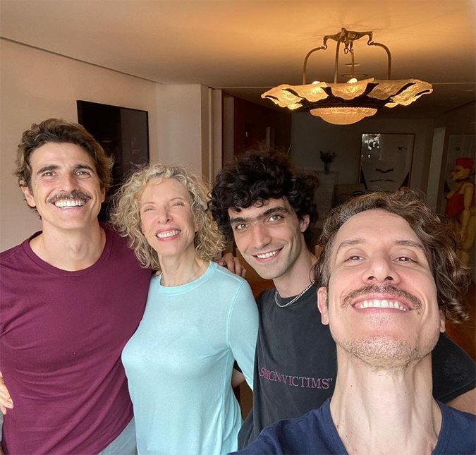Marília Gabriela reencontra o ex Reynaldo Gianecchini em almoço com o filho e o genro: <I>Tenho muito, muito amor por vocês</I>