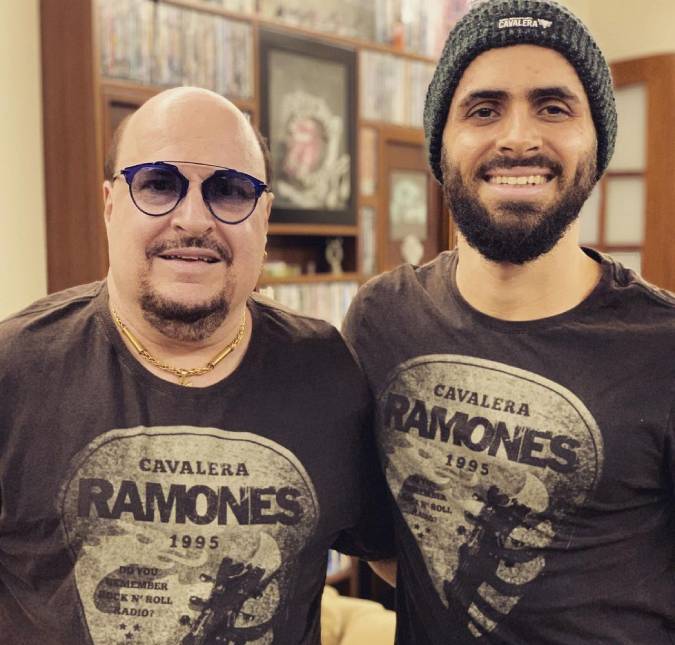 Filho de Paulinho, do <i>Roupa Nova</i>, faz homenagem ao pai: <i>Você foi e sempre será meu maior ídolo</i>