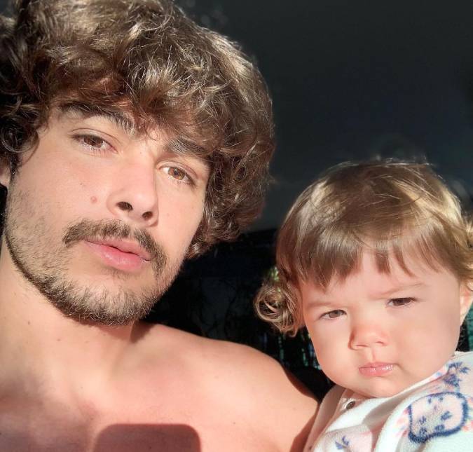 Rafael Vitti encanta ao mostrar que cortou a franjinha da filha, Clara Maria!