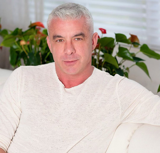 Alexandre Correa, marido de Ana Hickmann, posta registros do Natal e surpreende ao aparecer sem sonda!