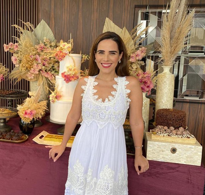 Wanessa Camargo comemora 38 anos de idade com <i>karaokê</i> e recebe homenagens da família