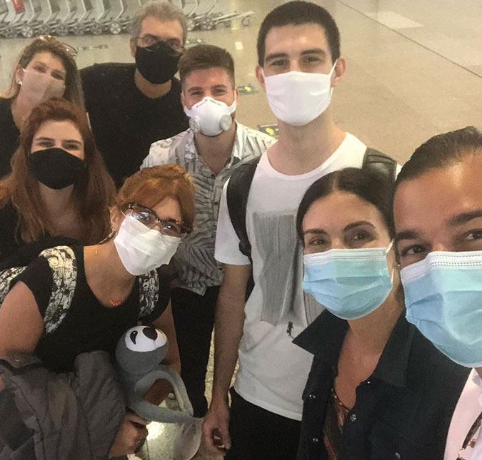 Fátima Bernardes se despede do filho, Vinícius, em aeroporto: <i>Não sabemos quando vamos nos reencontrar</i>
